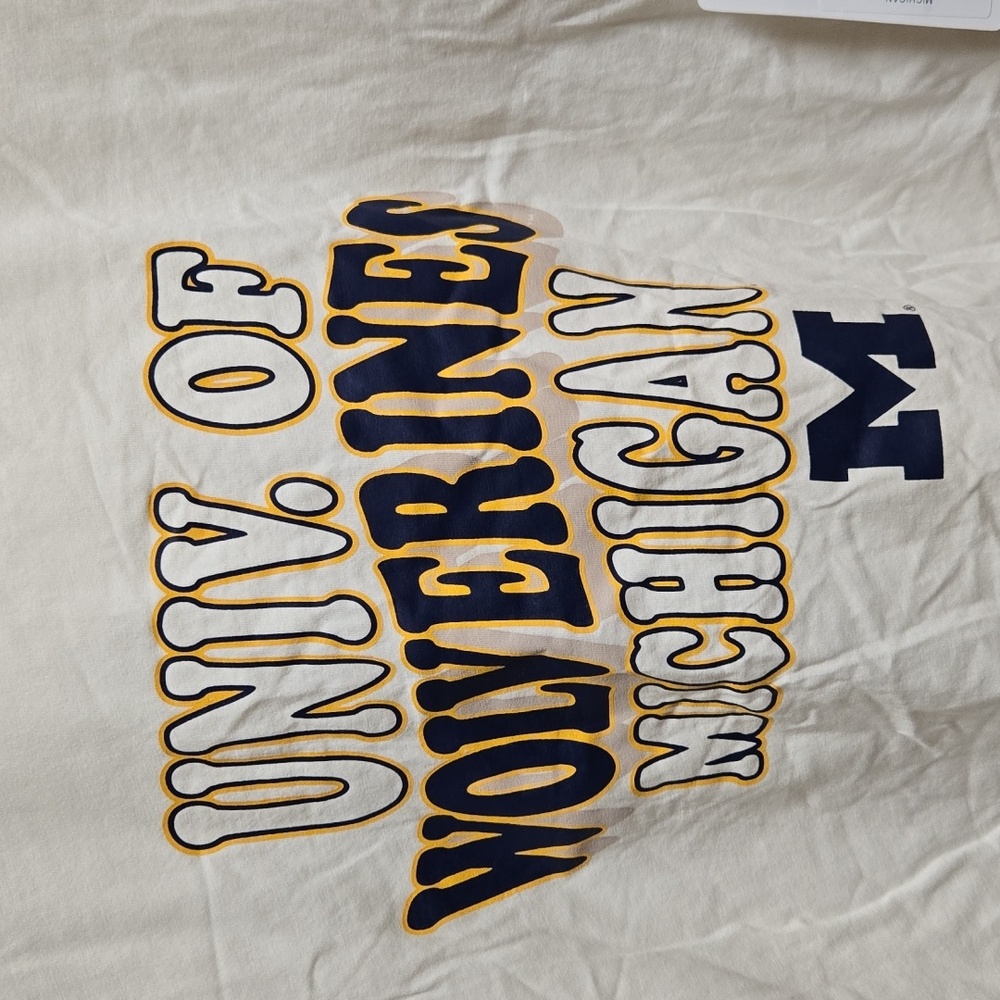 University of Michigan Wolverines T-Shirt NWT - Picture 3 of 9